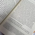 Livro Lado a lado - Como amar aqueles que estão sofrendo - Imagem 3