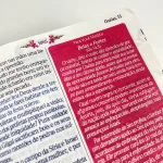 Bíblia De Estudo Da Mulher Sábia Com Harpa Magnólia Preta - Imagem 5