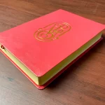 A Bíblia da Mulher que Ora | Edição Expandida | NVT | Vinho - Imagem 2