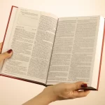 Bíblia 365 Standard Vermelha NVT Capa Dura - Imagem 4