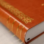 Bíblia King James 1611 Letra Hipergigante Capa Luxo Marrom - Imagem 2