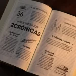 Bíblia Sagrada | NVT | Letra Gigante | Marrom - Imagem 4